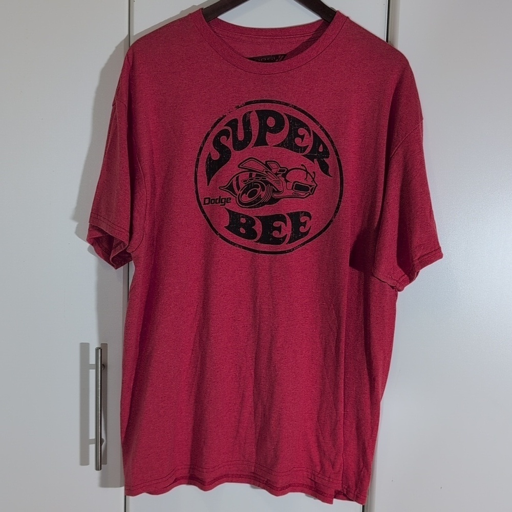 Dodge Men's Red Super Bee Car Crew Cotton Graphic T-Shirt Size XL